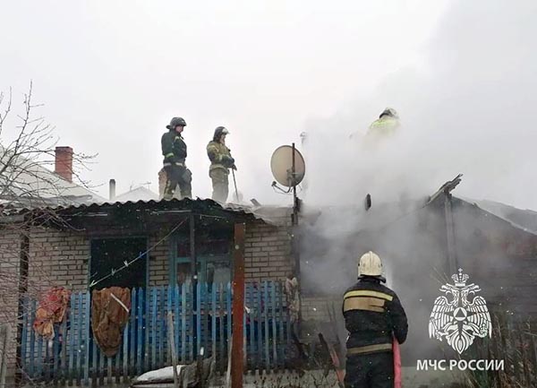 В Хакасии в результате замыканий электропроводки произошло два пожара