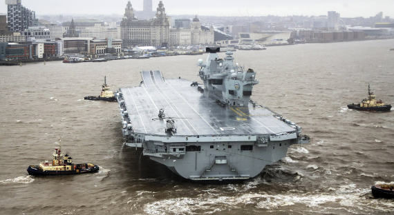 Новый британский авианосец направлен в ремонт из-за затопления машинного отделения