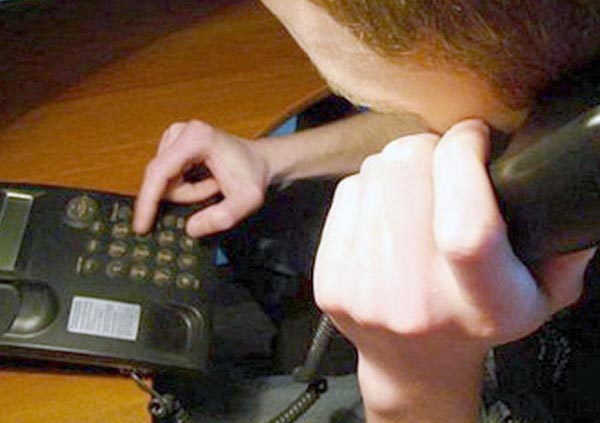 Полиция вычислила и задержала телефонного хулигана