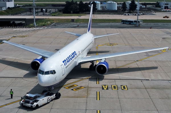 В Новосибирске произвел аварийную посадку Boeing 767