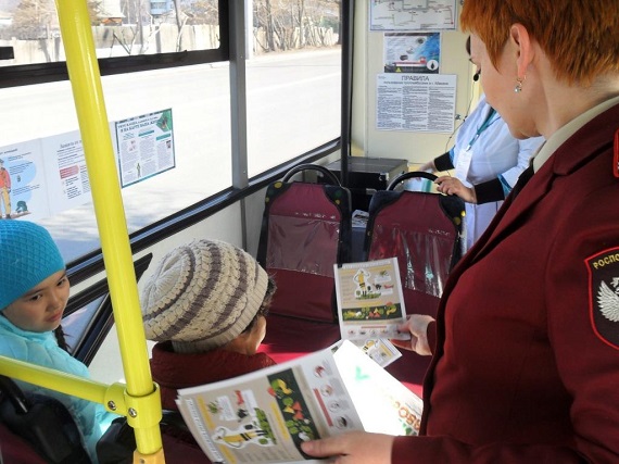 В Абакане пассажиров автобусов будут учить здоровому образу жизни