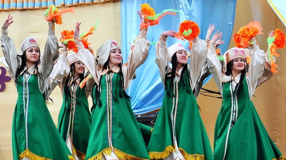 Легендарный хакасский ансамбль «Жарки» готовится к громкому юбилею