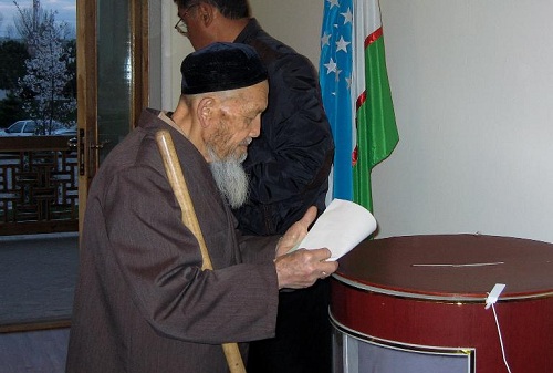 Сегодня в Узбекистане пройдут досрочные президентские выборы