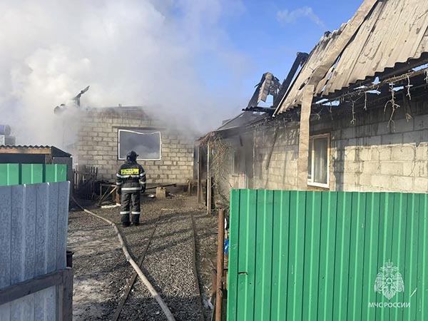 Во время пожара в Боградском районе погиб человек