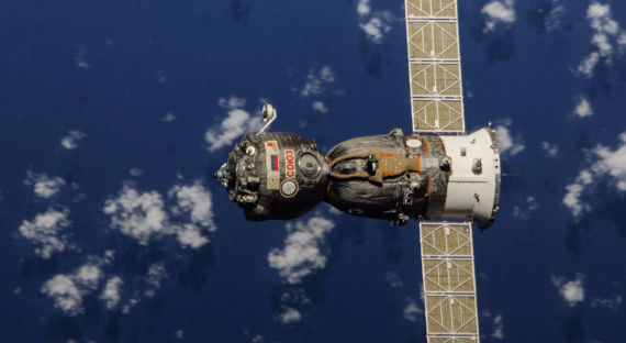 С 2020 года Роскосмос будет возить космонавтов на МКС по сверхкороткому пути