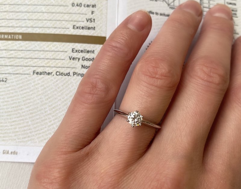 Какие кольца с бриллиантами считаются классическими?