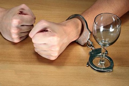 В Хакасии осудили человека, желающего через наркоманию избавиться от алкоголизма