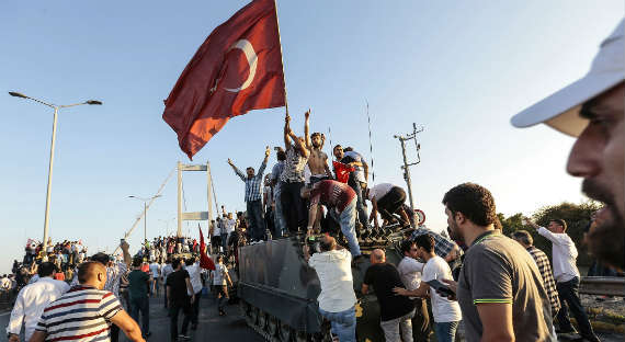 В столице Турции вновь введено чрезвычайное положение