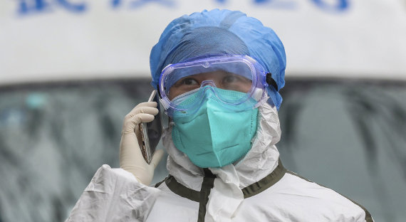 Количество погибших от коронавируса в Китае превысило тысячу человек