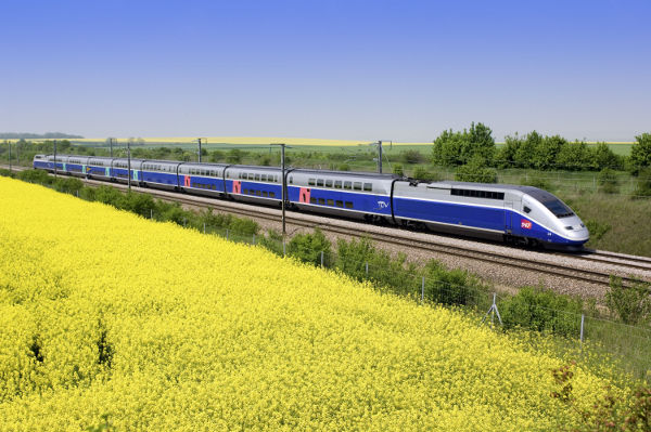 Le Figaro: поезд TGV двигался со скоростью 350 км/ч