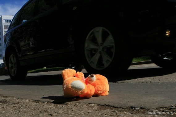 В Хакасии пятилетний ребенок попал под колеса