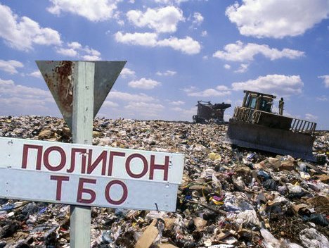 Мэра Сорска заставят разобраться с мусором в городе
