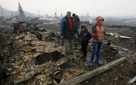 Глава Хакасии: "Детям, потерявшим родителей в пожарах, помогут!"