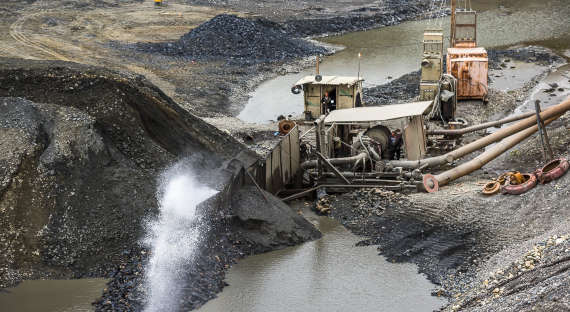 В России начнут лишать лицензий золотодобытчиков за загрязнение воды