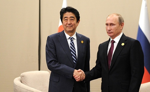 Стала известна дата поездки Путина в Японию с разговором о Курилах