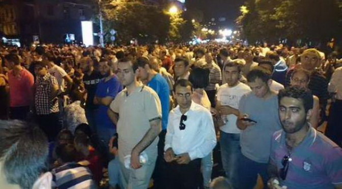 Демонстранты в Ереване выдвинули властям ультиматум