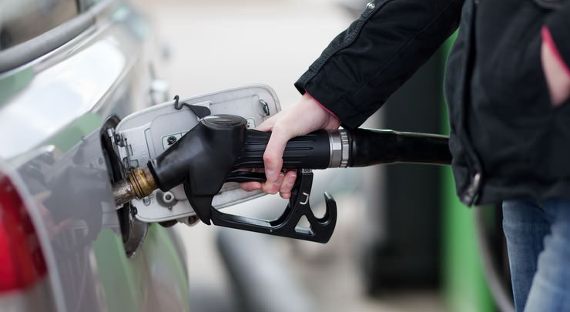 Россия вошла в топ-10 стран с самым дешевым бензином