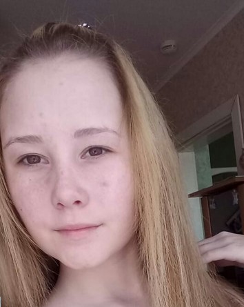 Ушла в неизвестном направлении: в Хакасии пропала подросток в розовой шапке