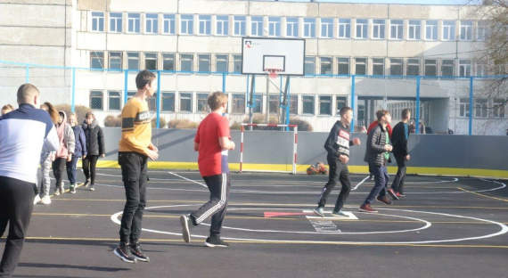Обновленные спортивные площадки появились в двух школах Саяногорска