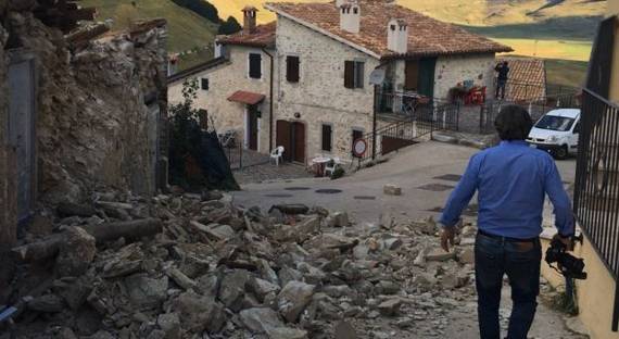 Землетрясение в Италии: 159 погибших