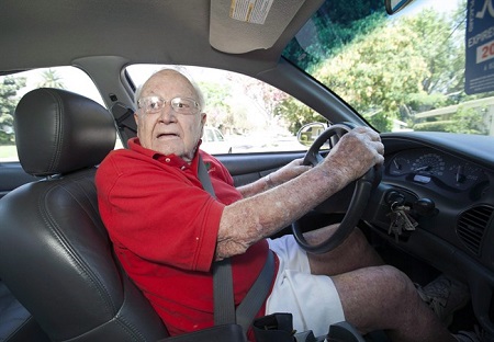 Для пенсионеров Хакасии проведут курсы вождения авто