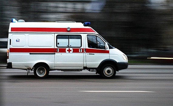В Хакасии микроавтобус влетел в КАМАЗ: 5 человек в больнице