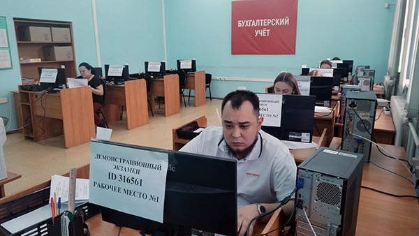 Демонстрационный экзамен сдавали студенты сельхозколледжа ХГУ