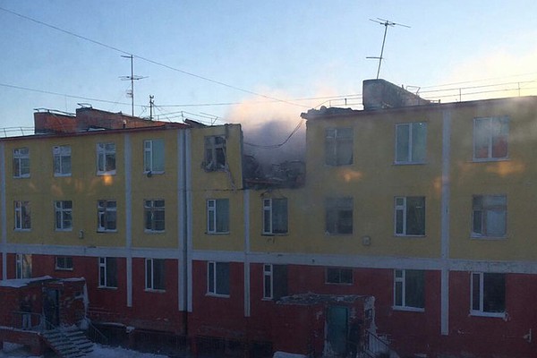 На Чукотке взорвалась квартира трехэтажного дома
