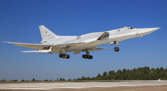 Бомбардировщики Ту-22М3 осваивают небо Средиземного моря