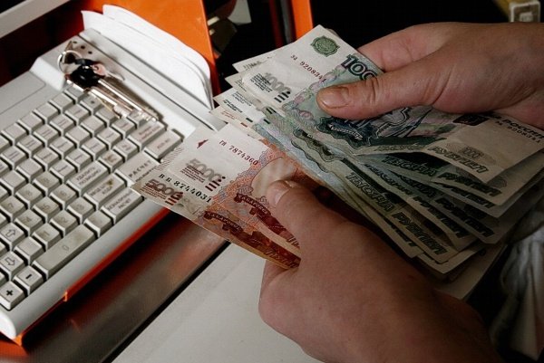 Управляющий магазином в Абакане может на 2 года лишиться свободы за 120 тысяч рублей