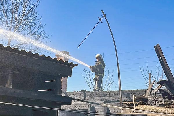 Огнеборцы Хакасии за сутки потушили шесть пожаров