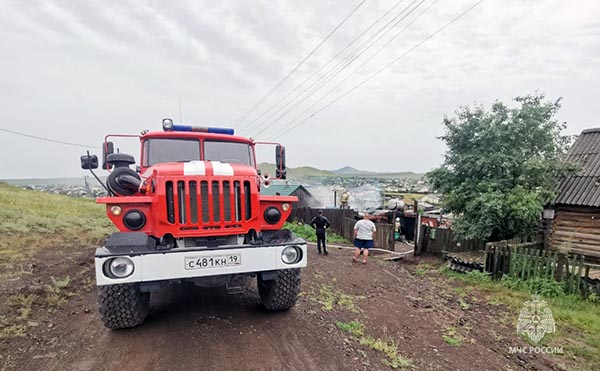 В Хакасии за выходные произошло 11 пожаров