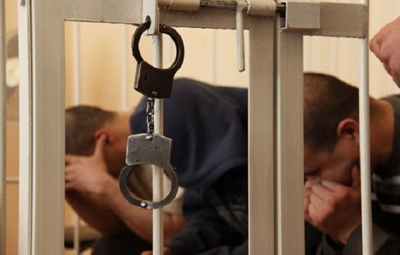 В Черногорске пятерых подростков осудили за групповое изнасилование
