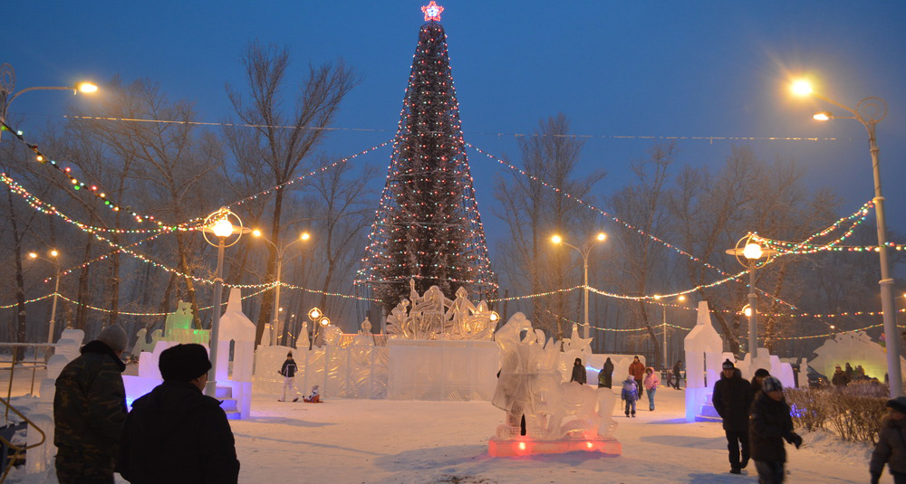Сказочные истории о Рождестве, музыка, лыжи и волейбол: выходные в Хакасии