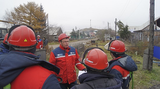 Двойная польза: энергетики «спасли» Черногорск и провели нужный ремонт (ФОТО)