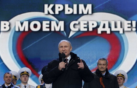 "Путь на Родину": Путин рассказал, как Крым возвращался в Россию