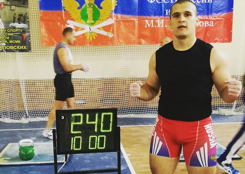 Гиревик из Хакасии завоевал бронзу всероссийских состязаний