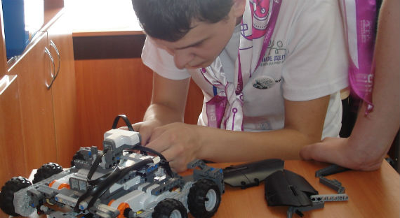 Команда из Сорска представила Хакасию на робототехническом фестивале в Ангарске