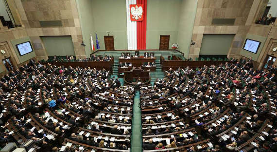 Польша приняла закон о запрете бандеровской идеологии
