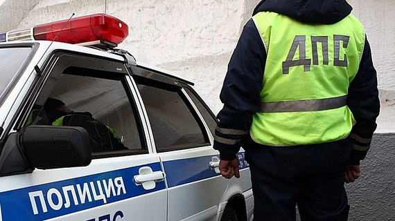 Маневр не удался: в Черногорске опрокинулся автомобиль