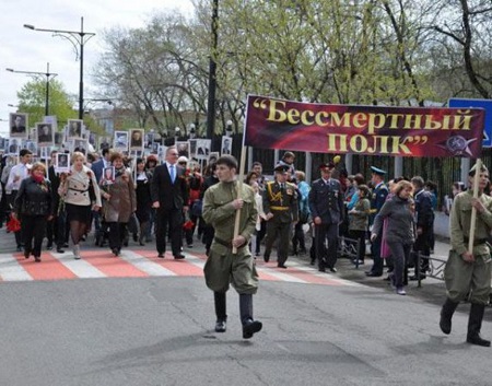 В РПЦ пожурили «Бессмертный полк» за «бесконечное» почитание героев ВОВ