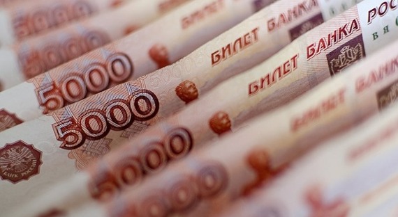 Дефицит госбюджета России превысил 500 млрд. рублей