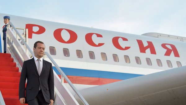 Дмитрий Медведев прибыл с визитом в Камбоджу