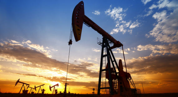 Нефтяные фьючерсы на Brent упали ниже 69 долларов за баррель