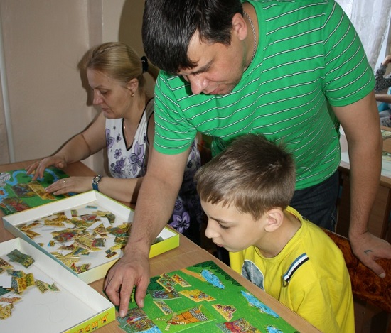 В Хакасии родители особых детей примеряют роли тьюторов