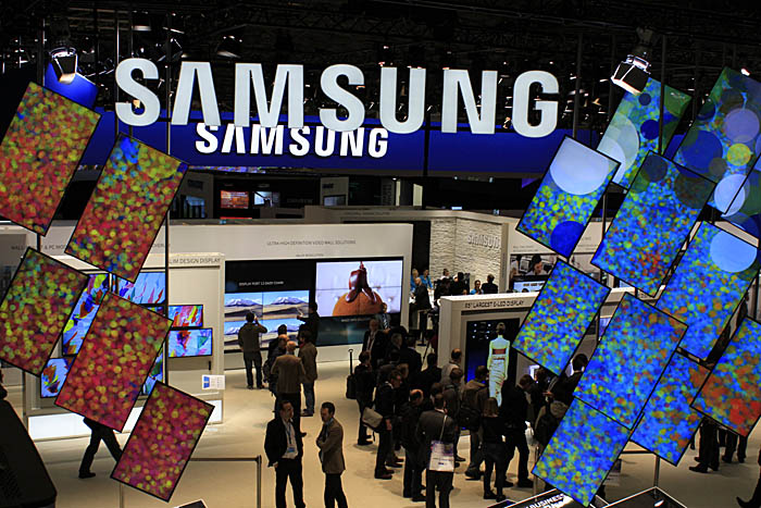 Samsung гонит брак?