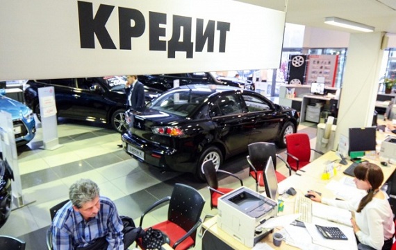 Россияне стали чаще покупать машины в кредит