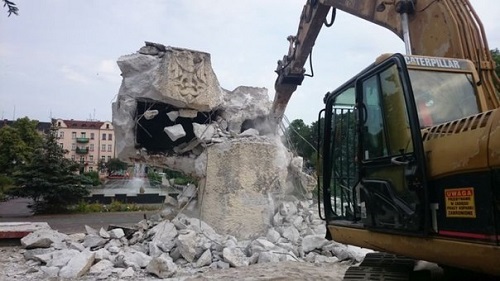 Госдума и Кнессет осудят снос памятников советским воинам в Европе