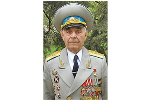 Глава Хакасии поздравил ветерана ВОВ Петра Рубанова с юбилеем
