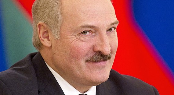 Лукашенко назвал Путина "родным братом"